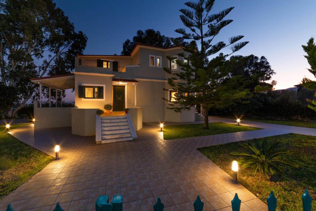 Villa Louke Lixouri Exterior foto